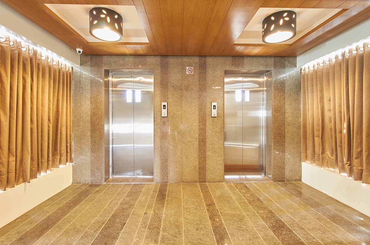 7 Wonders Hotel Gandhinagar Eksteriør bilde