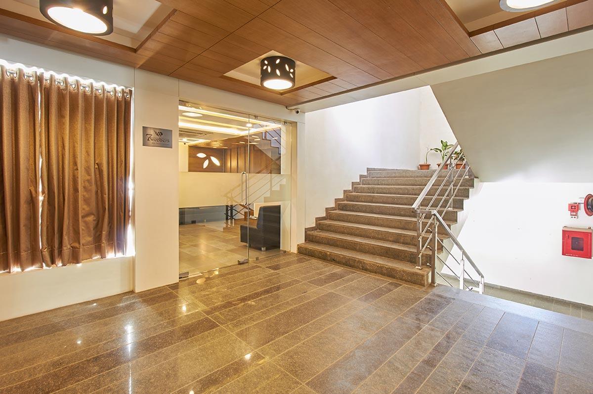 7 Wonders Hotel Gandhinagar Eksteriør bilde