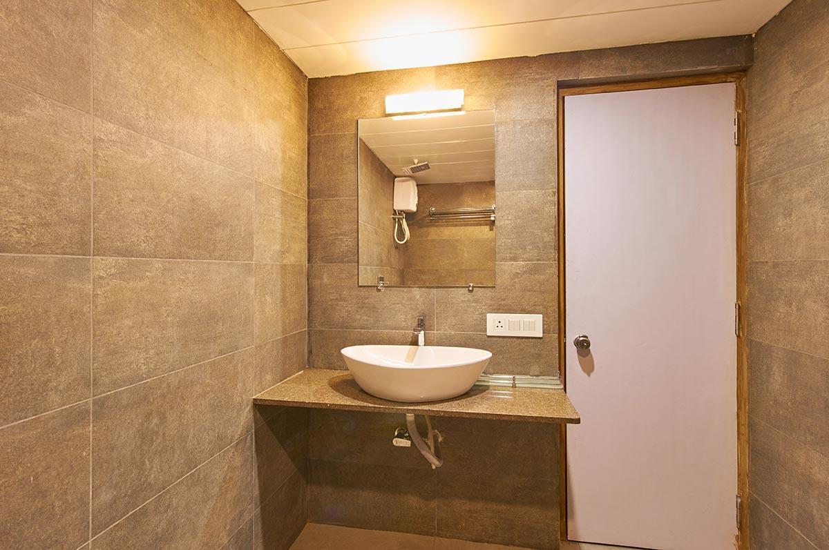 7 Wonders Hotel Gandhinagar Eksteriør bilde
