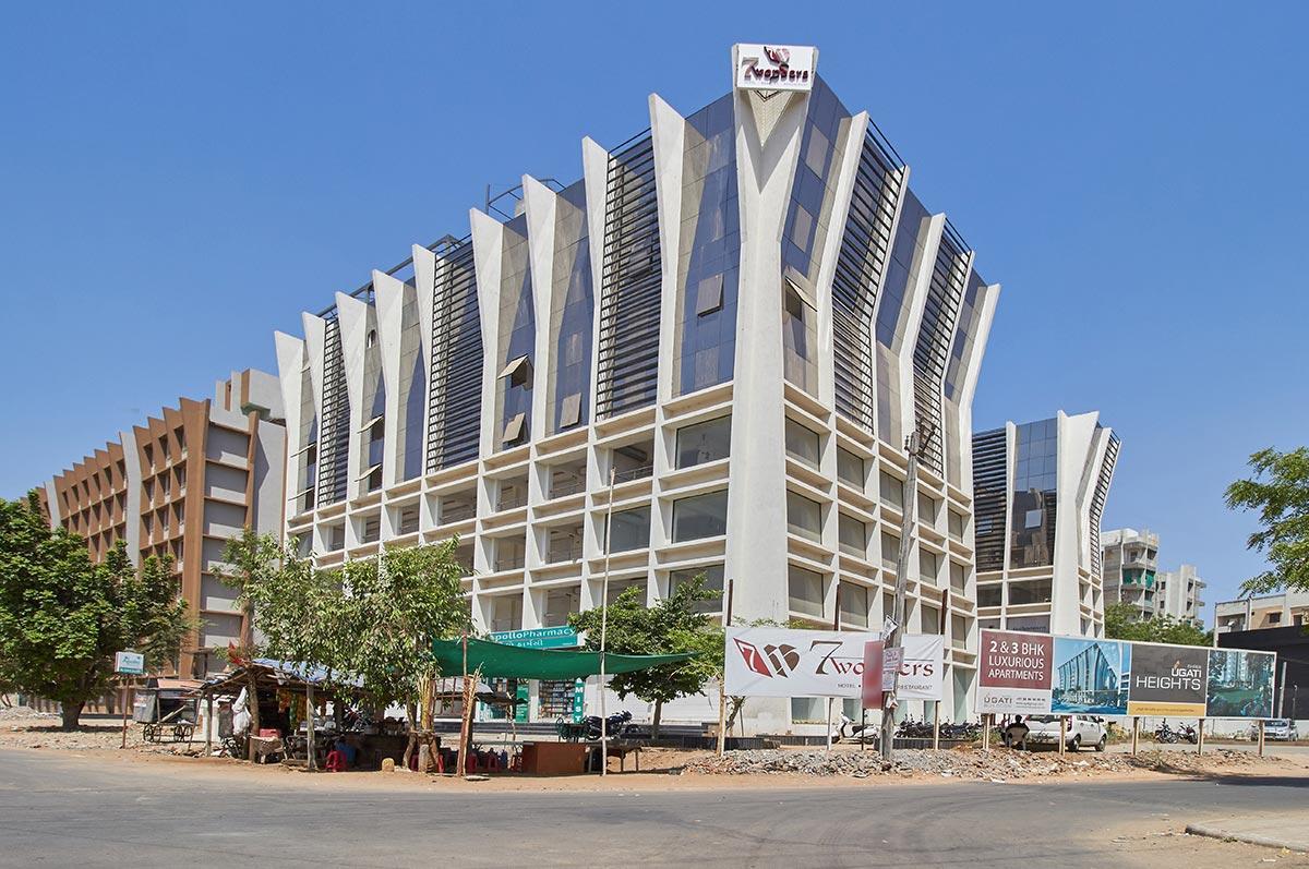 7 Wonders Hotel Gandhinagar Eksteriør bilde