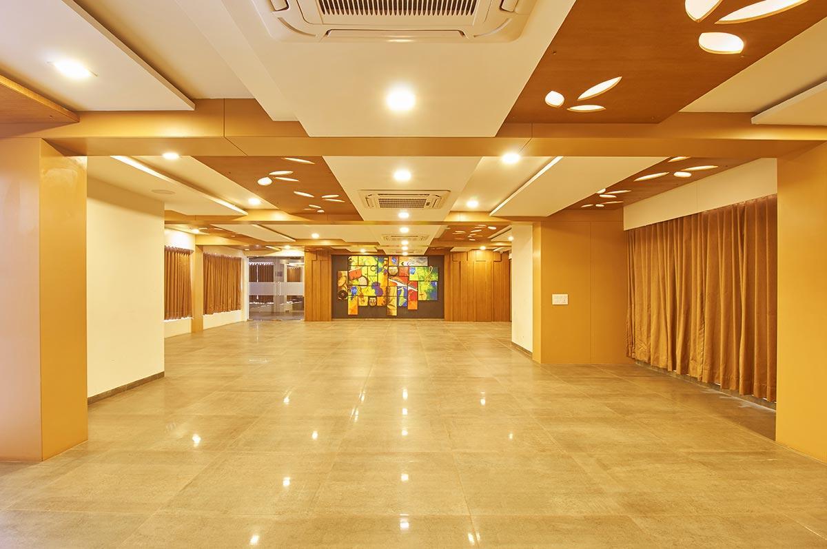 7 Wonders Hotel Gandhinagar Eksteriør bilde