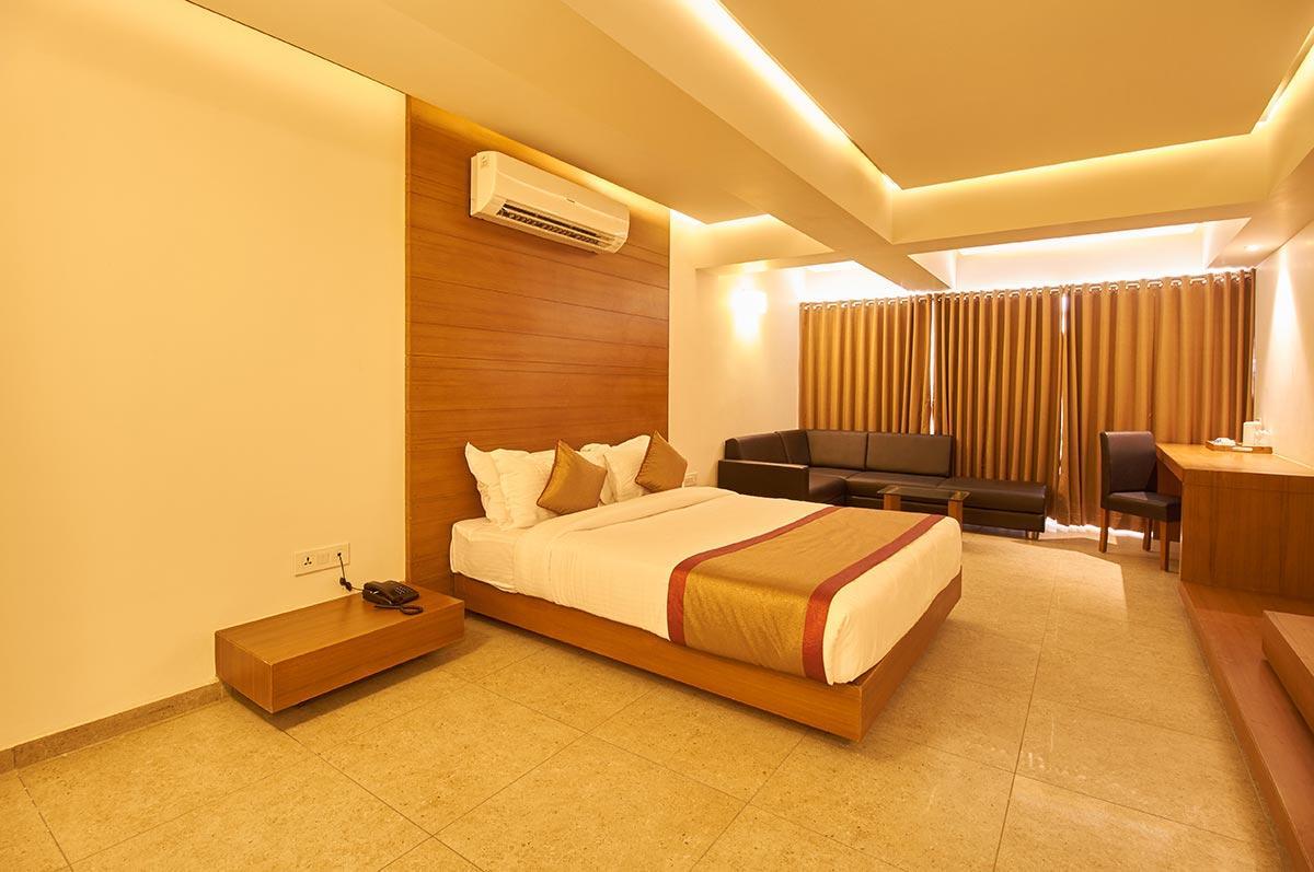 7 Wonders Hotel Gandhinagar Eksteriør bilde